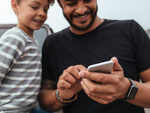 ​Do you spend too much time on your smartphone? It may lead to behavioural issues in your children
