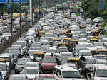 Driving during rush hour more harmful than you think; pollution inside car can be extremely toxic