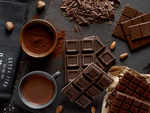 Another reason to bite into that bar! Eating chocolate may provide relief from abdominal pain