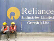 RIL likely to report 10% surge in Q4 profit today