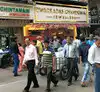 Zaveri Bazaar: After a few hours of manic rush, biz has been muted Zaveri Bazaar: After a few hours of manic rush, biz has been muted