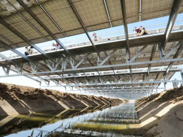 Solar panels atop Narmada river - How Gujarat canal is 