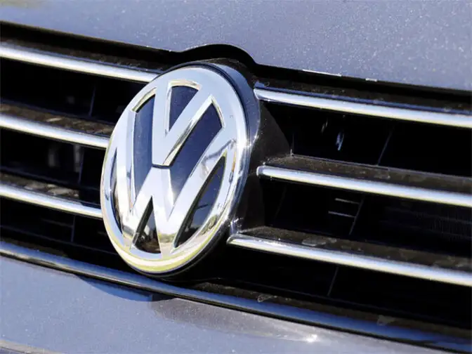 Volkswagen brand to cut investment, change diesel technology - The ...