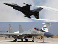 Comparison of top guns: US F-16 jets vs Sukhoi 30MKI