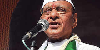 <b>DINESH VAGHELA</b> - Development-in-Gujarat-has-stalled-says-Shankersinh-Vaghela