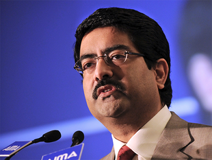 Kumar Mangalam Birla and family  plan to invest Rs 500 crore in group's food and grocery business - Economic Times