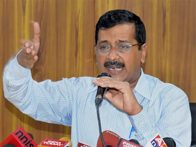 Badal, Amarinder are two sides of the same coin: Arvind Kejriwal - Economic Times