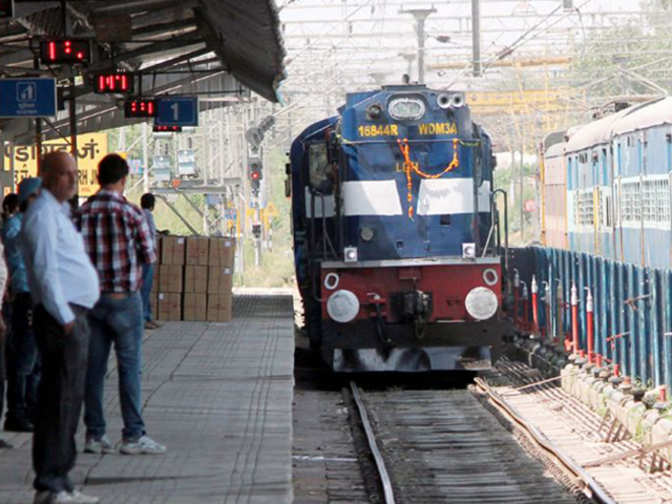 Indian Railways to invest Rs 1,000 crore on new tracks beyond ... - Economic Times