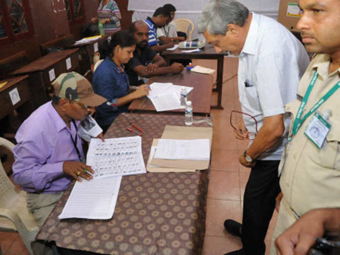 'Goa officials slow in casting postal ballots' - Economic Times