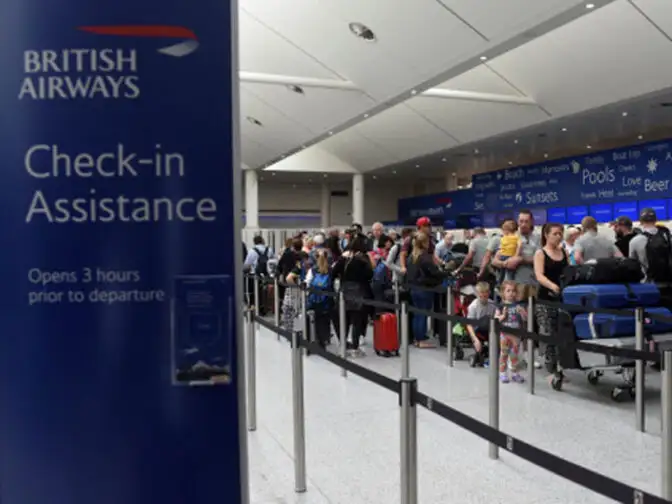 Heathrow: British Airways resumes flights from London after IT outage