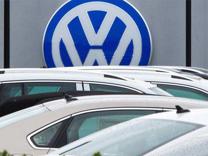 Volkswagen appoints Steffen Knapp as director, passenger cars in India - Economic Times