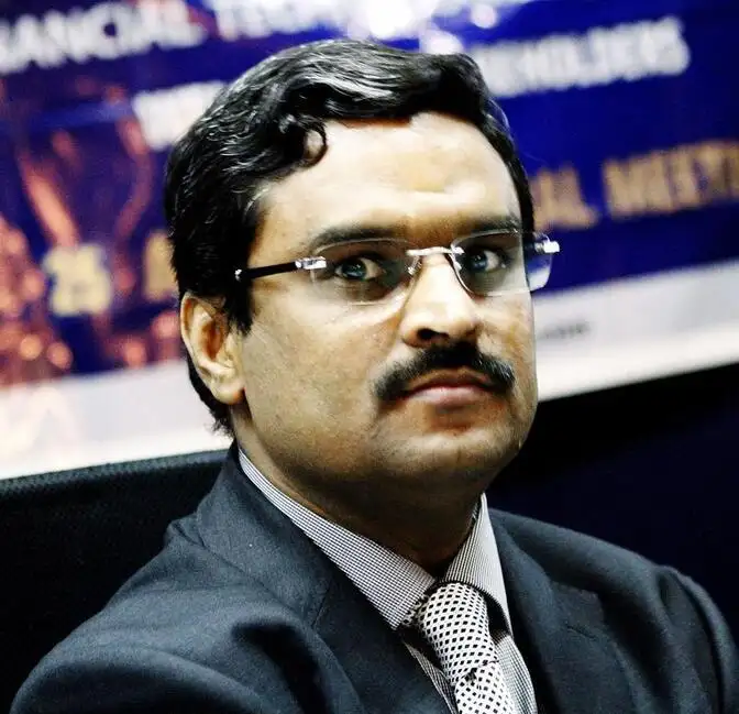 Jignesh Shah blames Chidambaram, babus for his woes