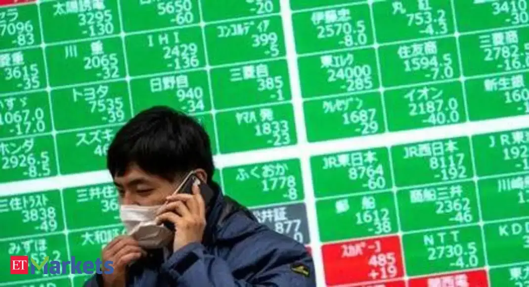 Japanese shares snap 5-day losing streak as investors eye earnings, Olympics 1 Japanese shares snap 5-day losing streak as investors eye earnings, Olympics