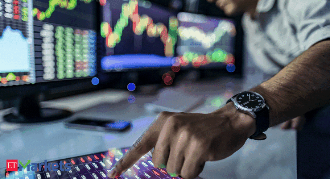 Trade Setup: Nifty looking weak, but don't go for aggressive shorts yet 1 Trade Setup: Nifty looking weak, but don't go for aggressive shorts yet