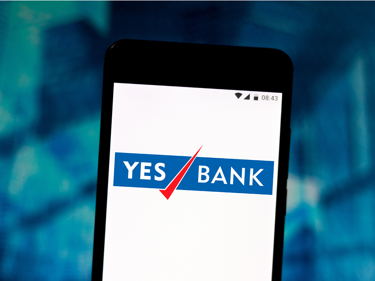 SBI, LIC to acquire half of YES Bank at Rs 2 per share