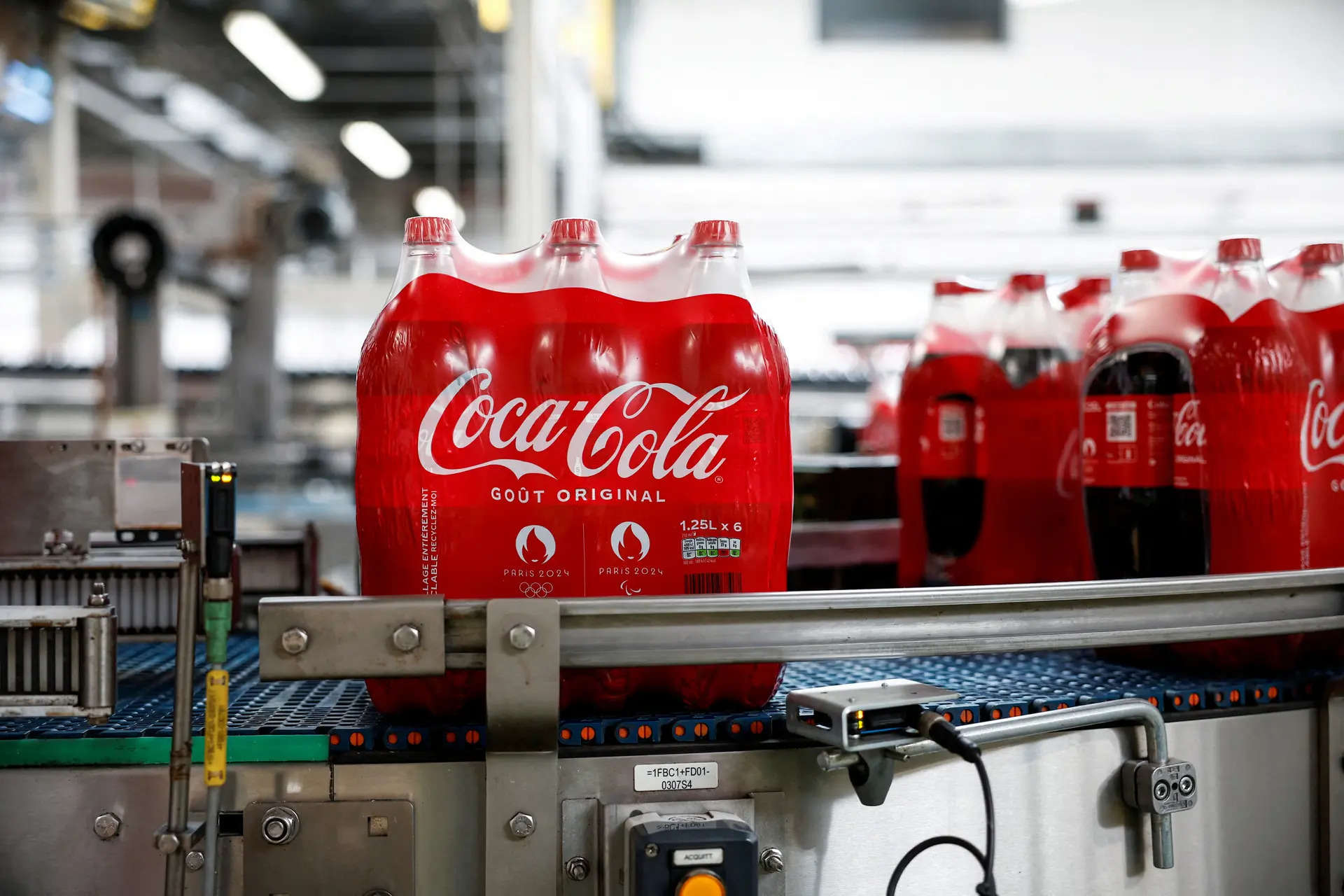 Bhartias eye ₹12.5K cr for Coke bottler stake