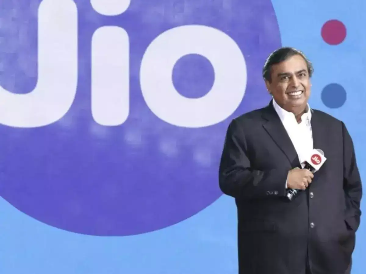 When Mukesh Ambani gambled own money to connect Bharat