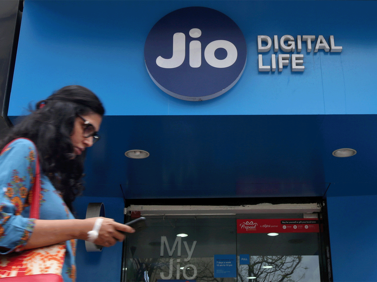 Amazon and Mukesh Ambani are spoiling for an epic battle in India