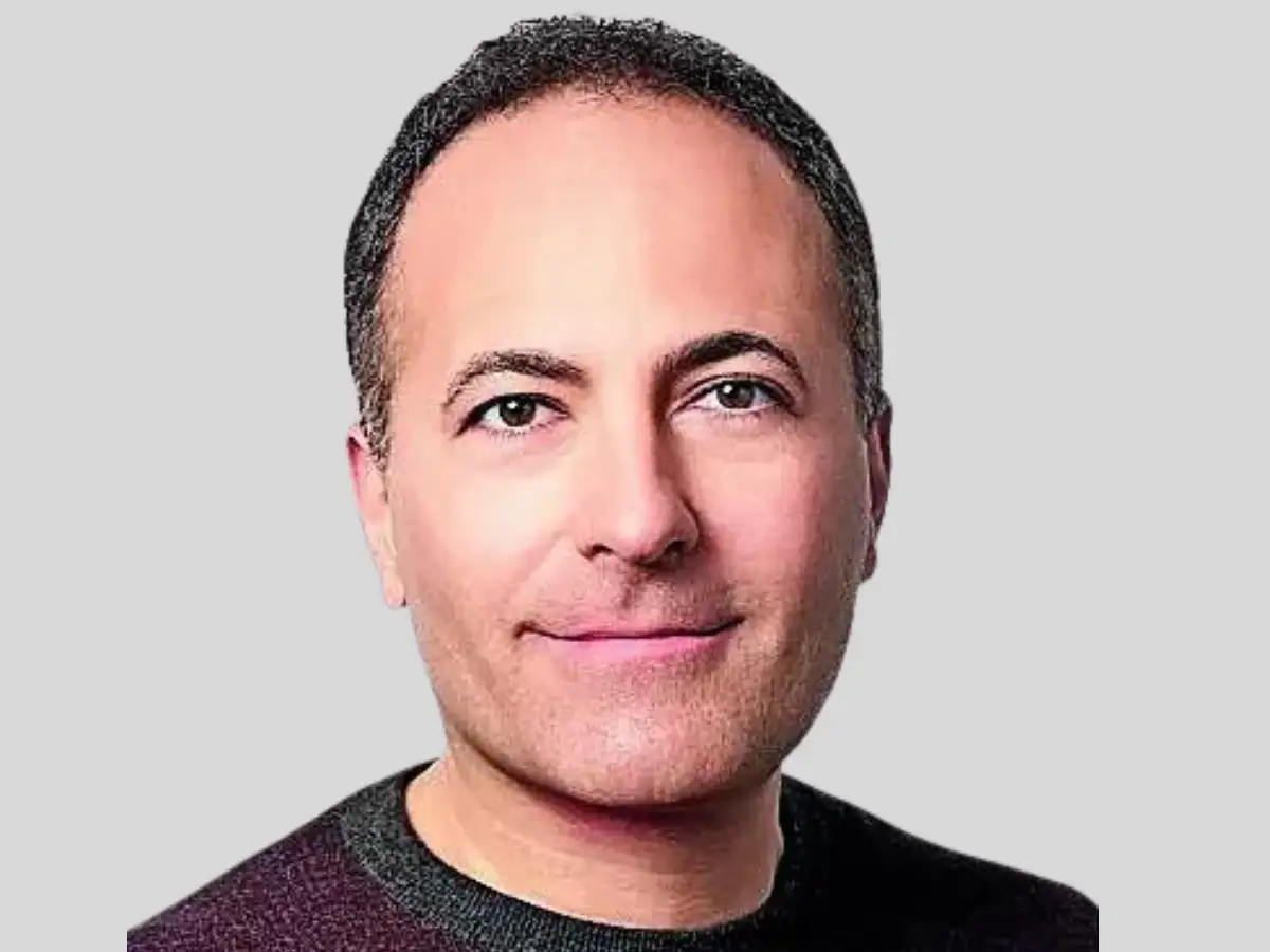 Anthropic hires Google chip veteran Amir Salek as part of push into hardware