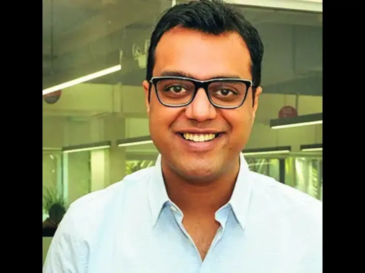 Shadowfax eyes 30% growth in FY27, bets big on dark stores, Qcommerce push
