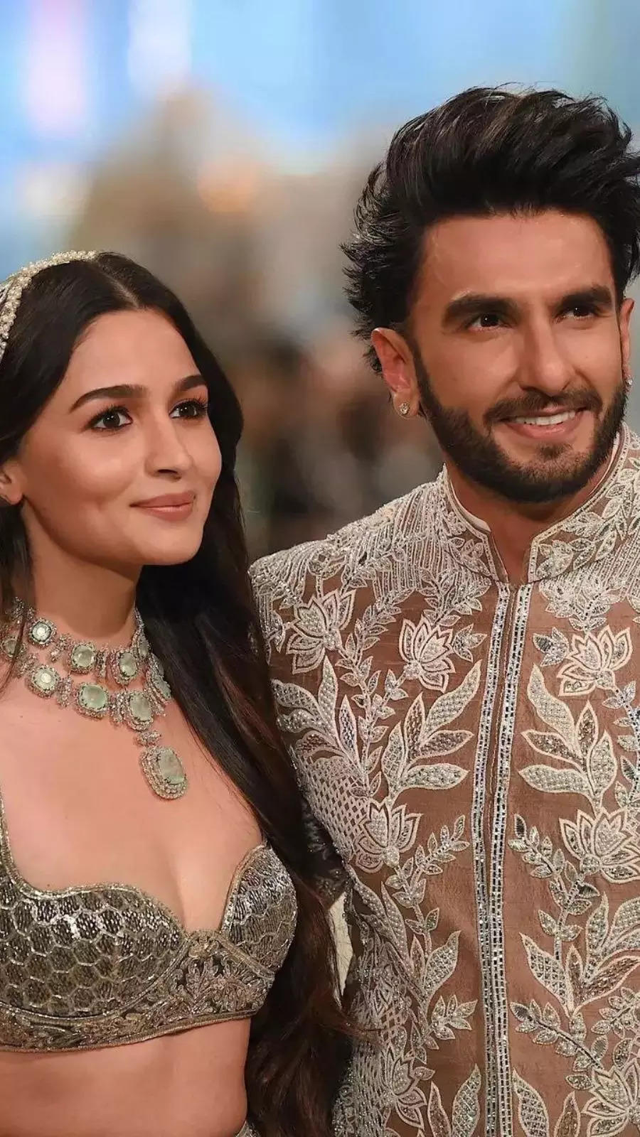 Ranveer Singh stole the show as he walked the ramp for Manish Malhotra in a  black and white sherwani Photo