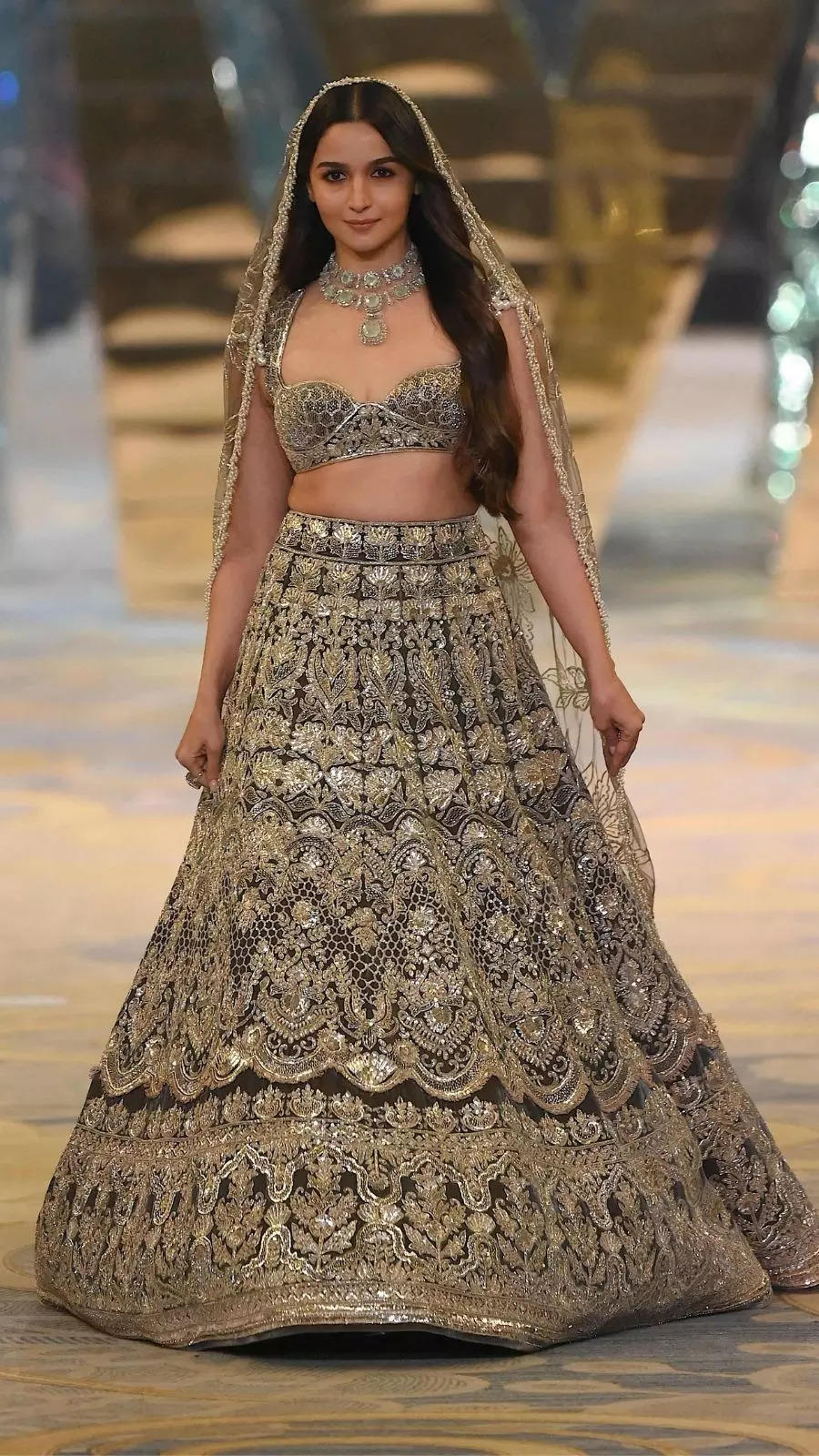 Manish Malhotra Summer Couture 2023 For Brides & Grooms-To-Be!