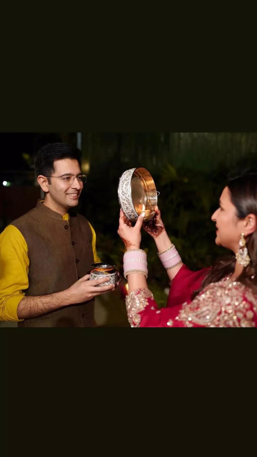 Mumbai men gear up for Karva Chauth, along with their wives | Mumbai News -  Times of India