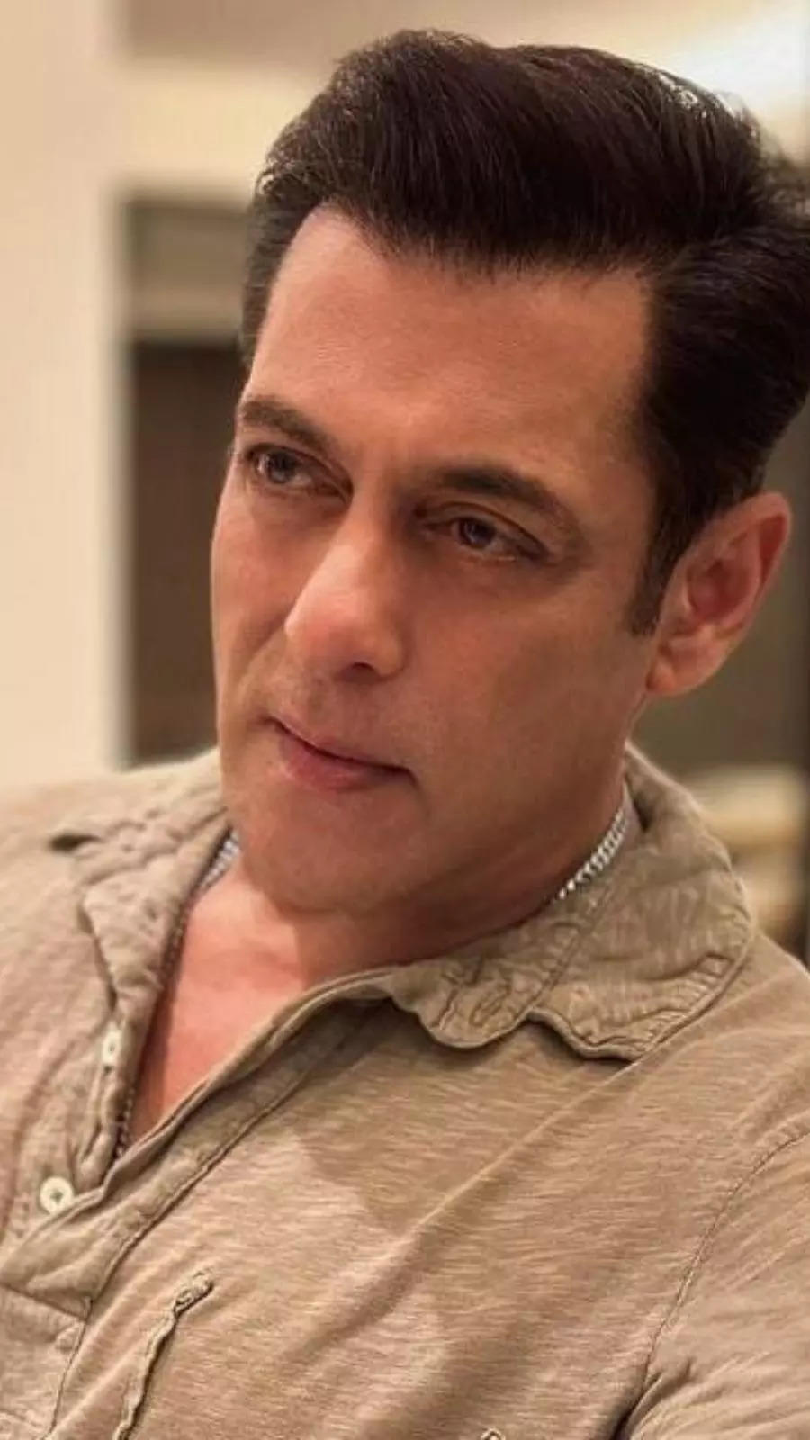 Salman Khan the mentor, rescues Aishwarya, Katrina, Asin - Entertainment -  Bollywood - Take One - Emirates24|7