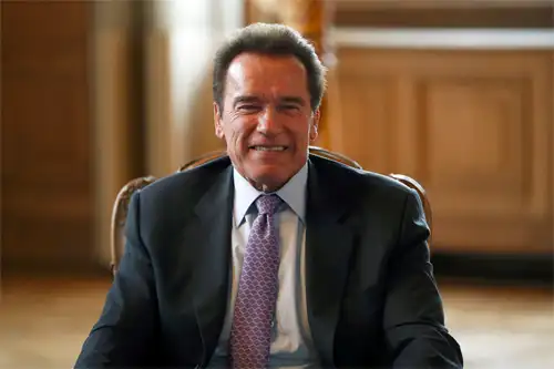 Arnold Schwarzenegger confirms his return to 'Terminator 5' Arnold Schwarzenegger confirms his return to 'Terminator 5'