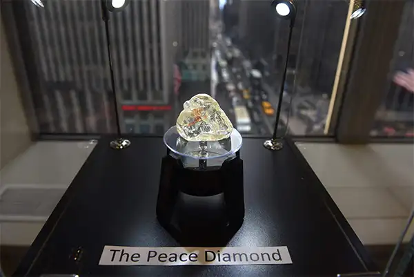 One of the world's largest diamonds sold for $6.5 million