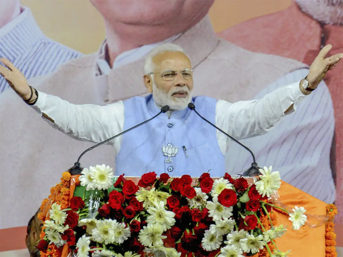 Narendra Modi share stage with