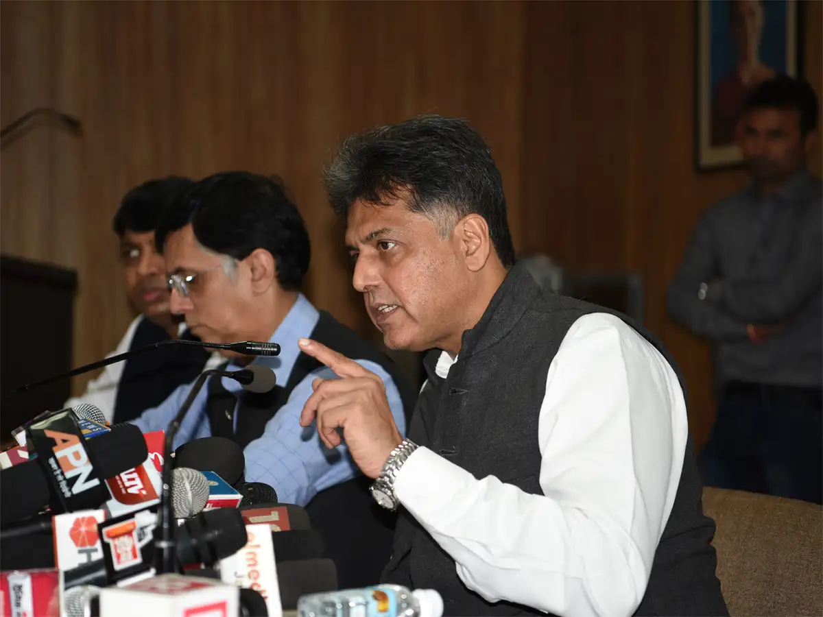 Congress slams government over resolution