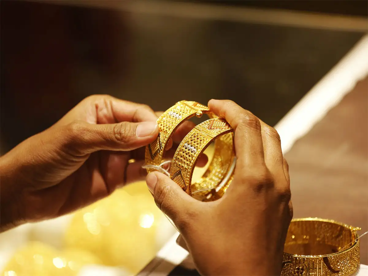 Guns earlier, gold smuggled from