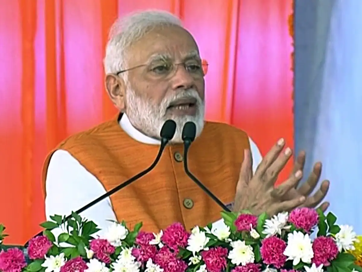 Modi compares tourist flow Statue