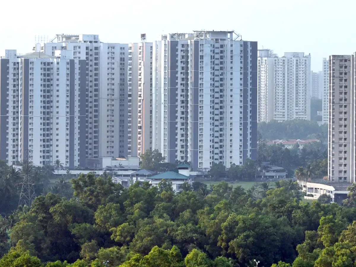 RERA threatened impose lakh fine