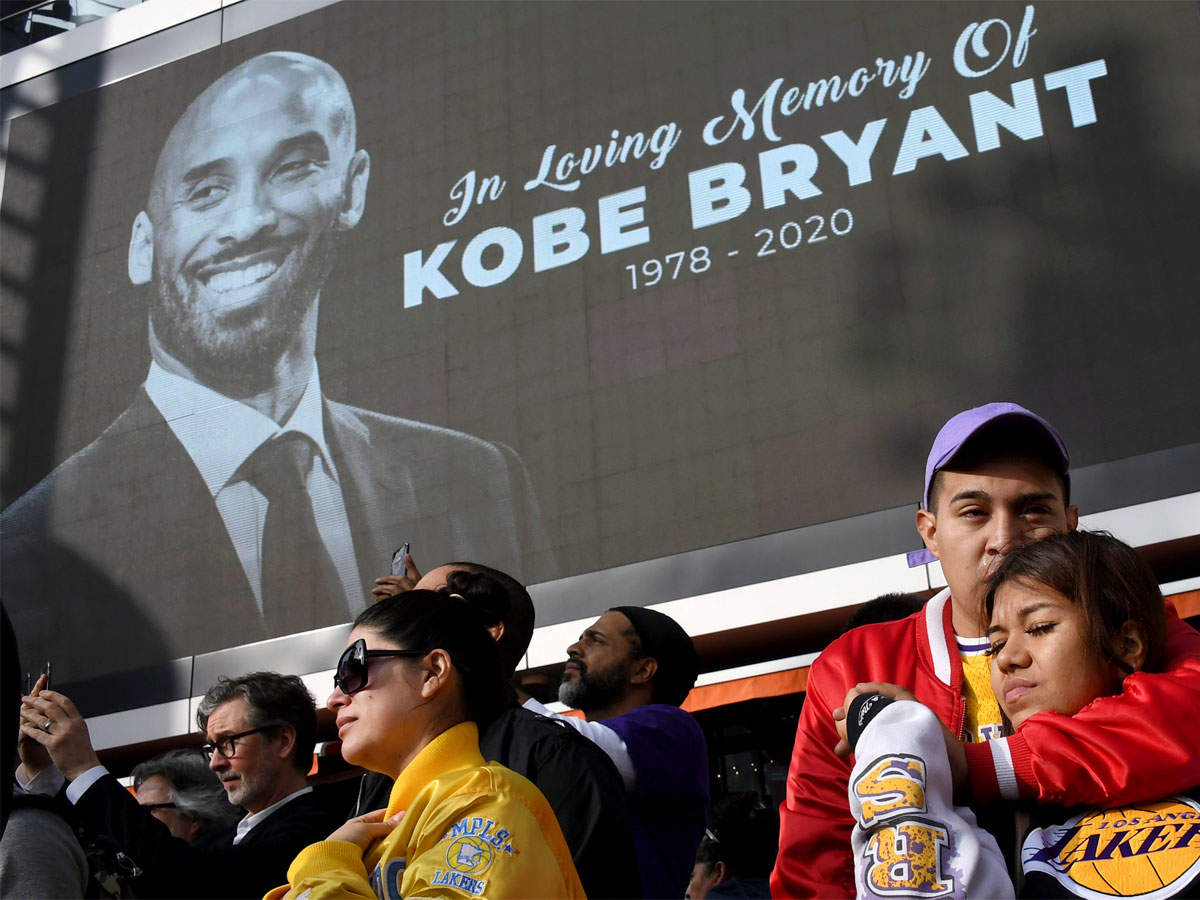 NBA legend Kobe Bryant, daughter, 7 others die in helicopter crash