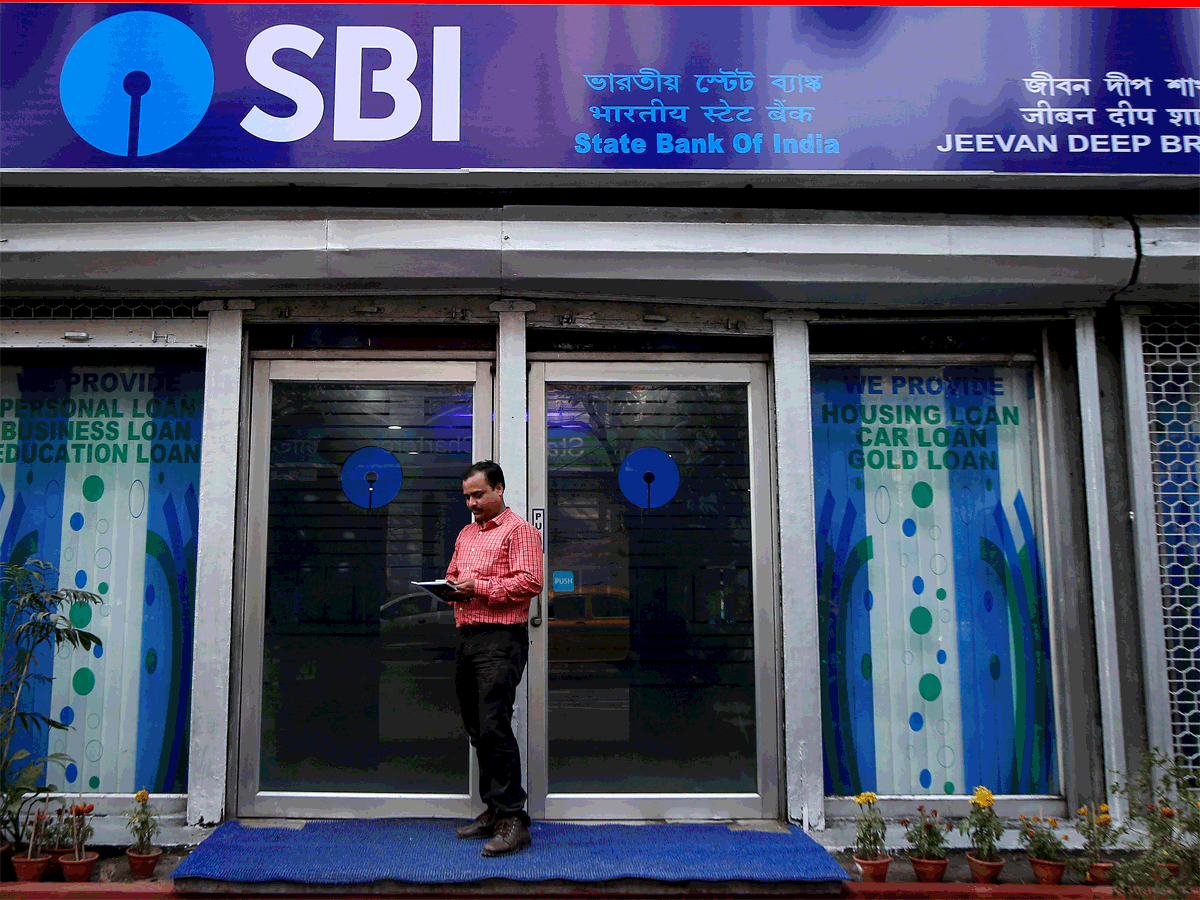 Trending stocks: SBI shares fall 3% in early trade