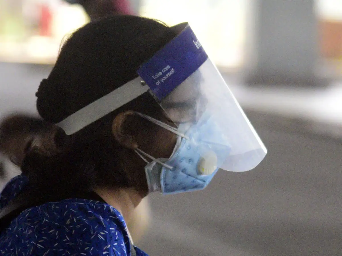 India coronavirus count jumps 6,935