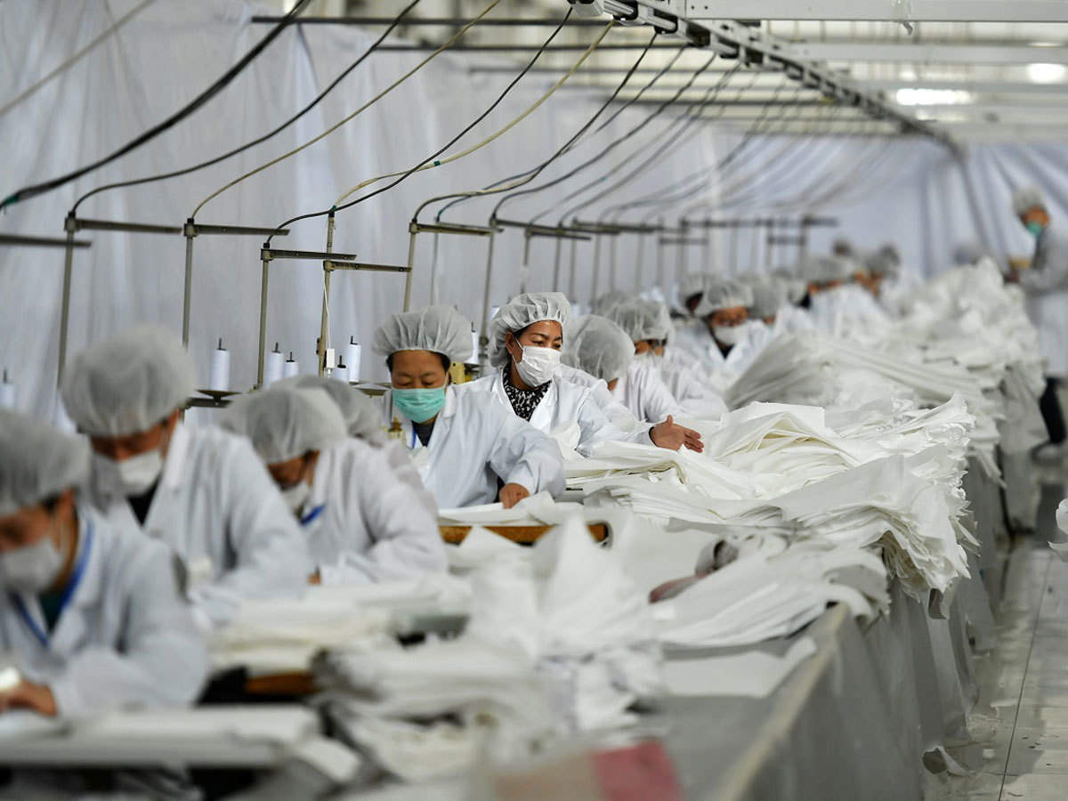 China's service sector activity expands at faster pace in May