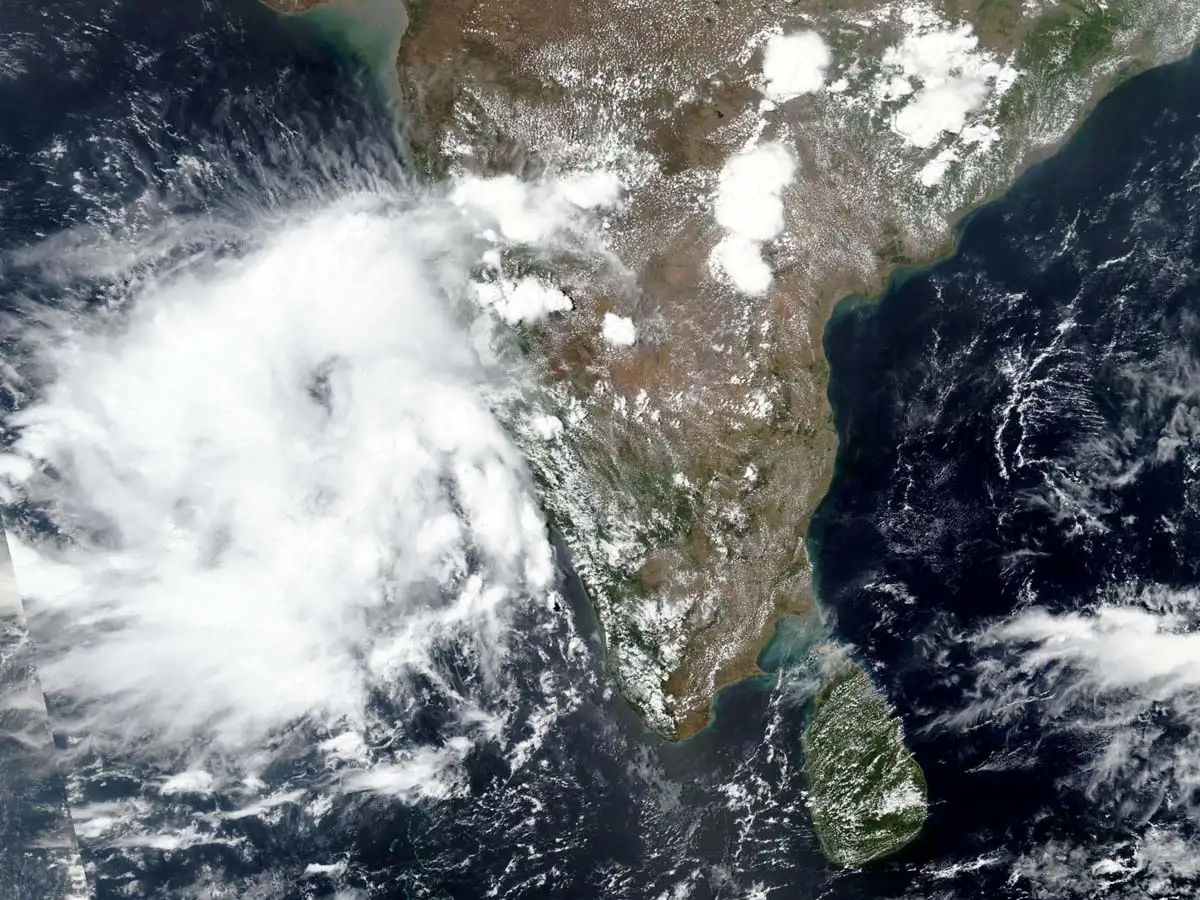 Mumbai edge cyclone Nisarga likely