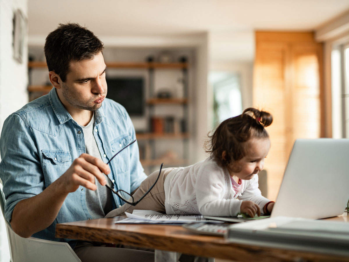 Deutsche Bank proposes a 5% daily tax on employees that work from home to raise money