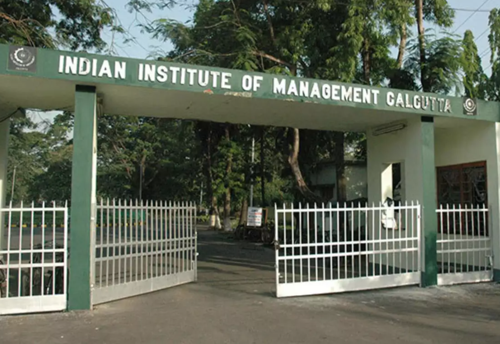 IIM Calcutta completes 100% summer internship placements; Accenture top recruiter with 21 offers