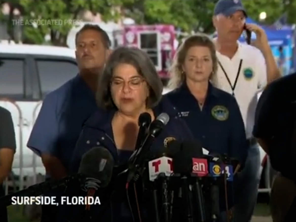 US: Twelve known dead in Florida condo collapse, with 149 still missing