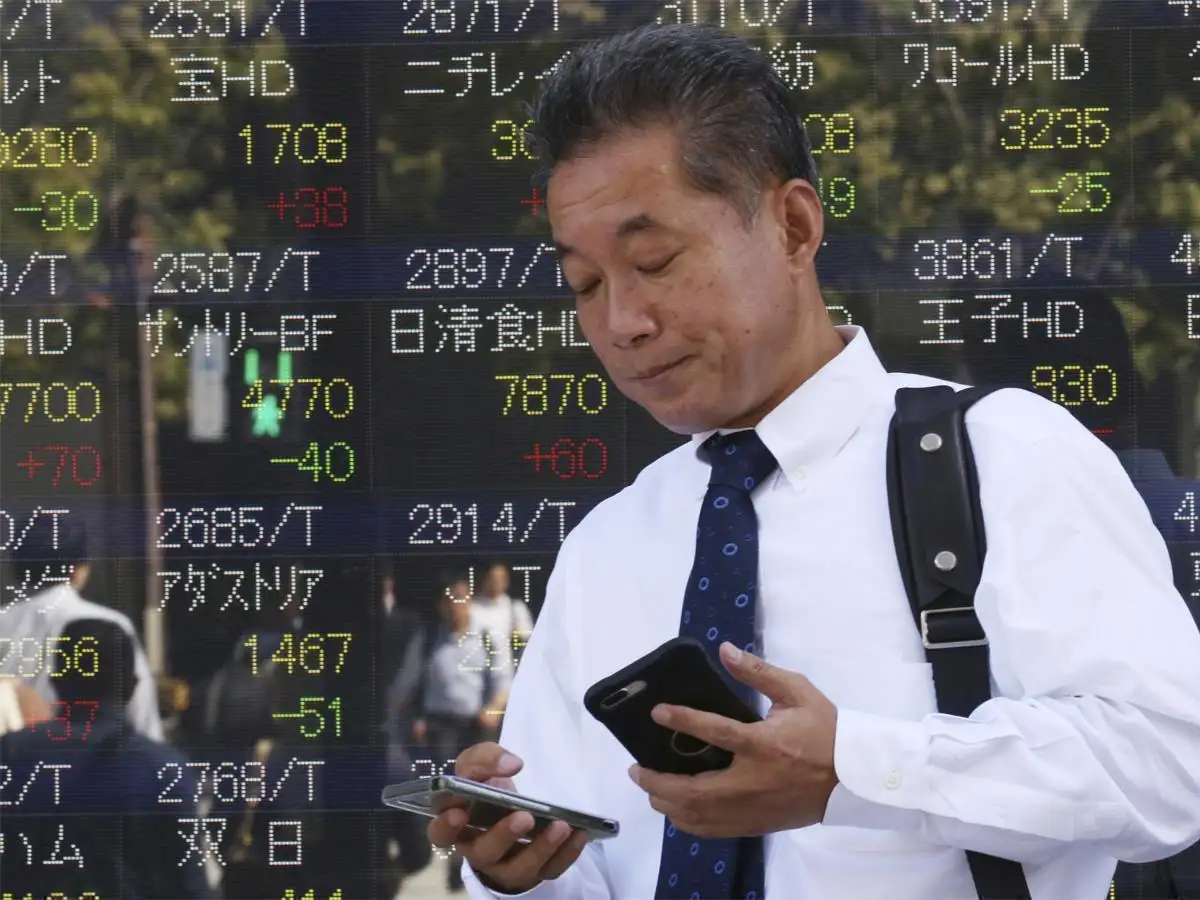 China markets slump as crackdowns shatter sentiment, 'herd mentality' kicks in