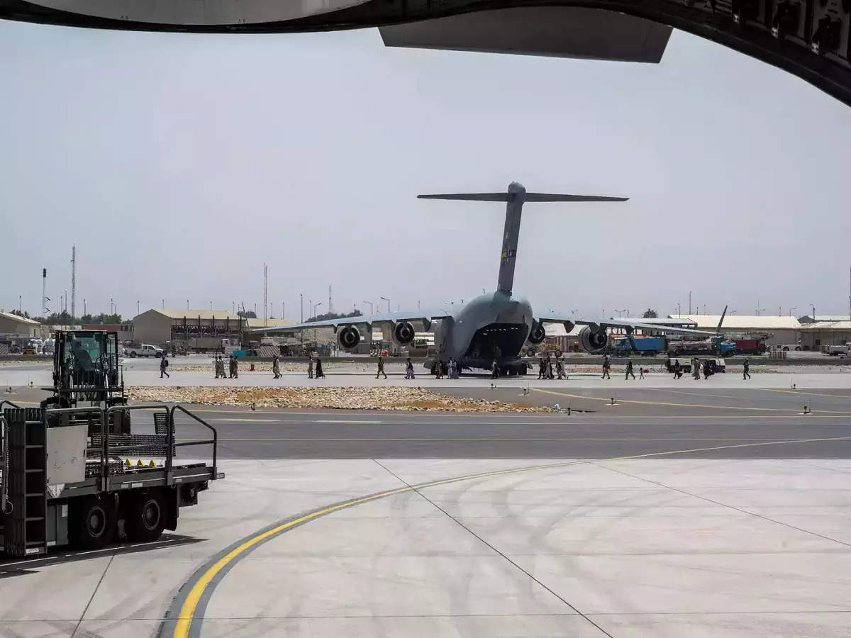 Taliban, U.S. aim for swift handover of Kabul airport, says Taliban official