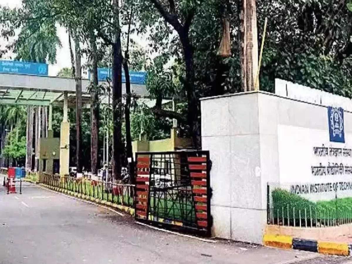 IIT Bombay sees 50% increase in job offers at the end of Day of final placements