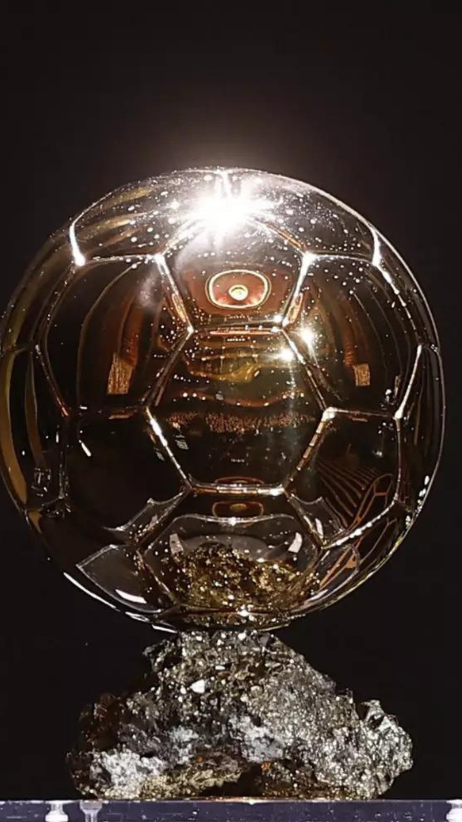 Ballon d'Or 2022: Highlights of Ballon d'Or 2022: Benzema wins the Golden  Ball