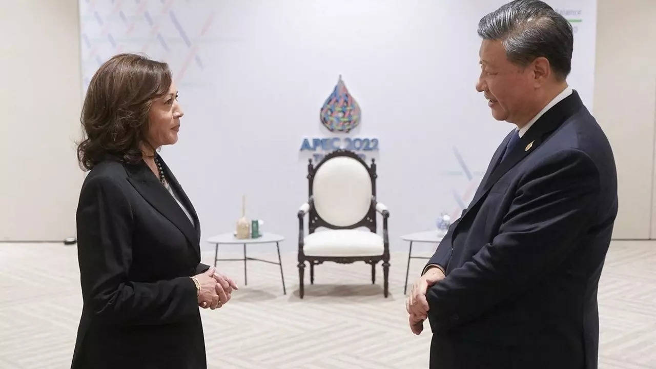 Xi, Harris call for open channels in latest US-China meeting