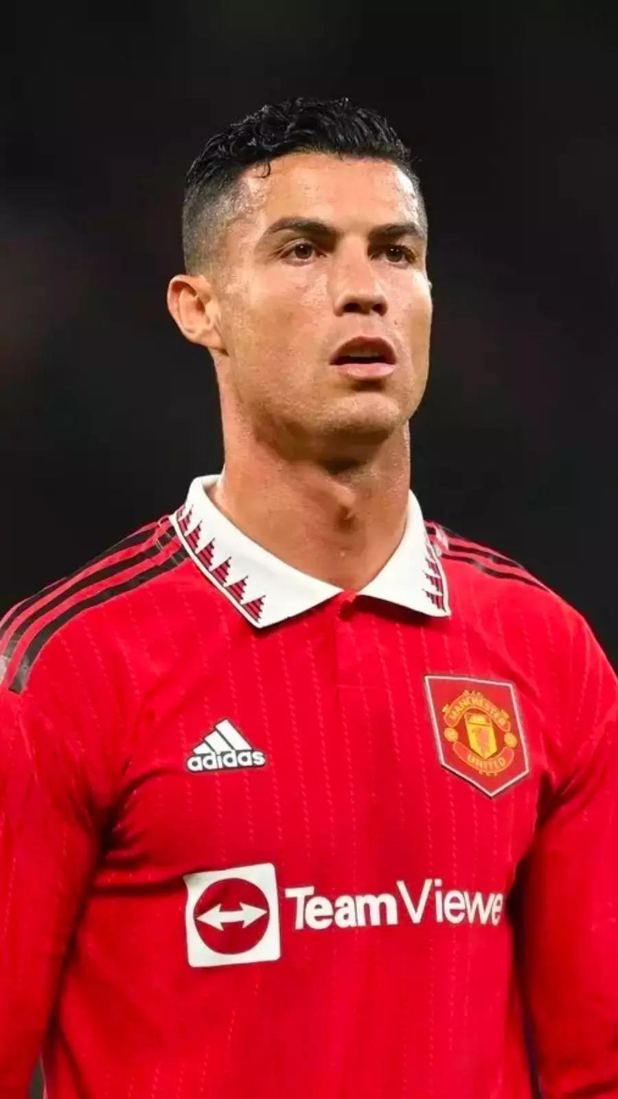 Former Manchester United star Cristiano Ronaldo 'offered' huge £186m  contract and more transfer rumours - Manchester Evening News