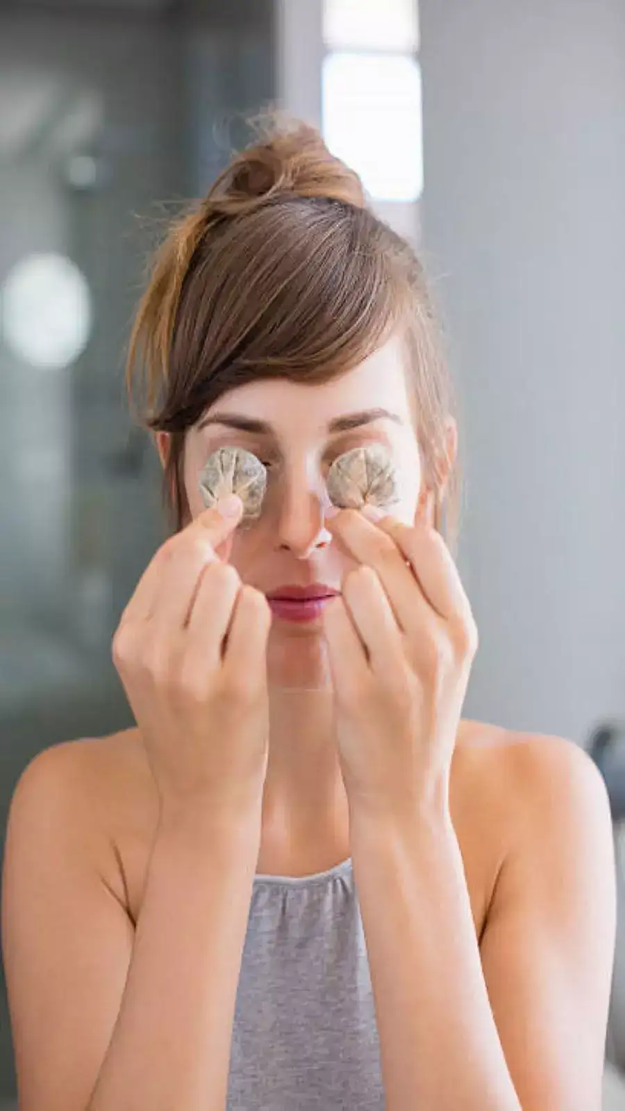 Share 79+ cold tea bags eyes super hot in.duhocakina